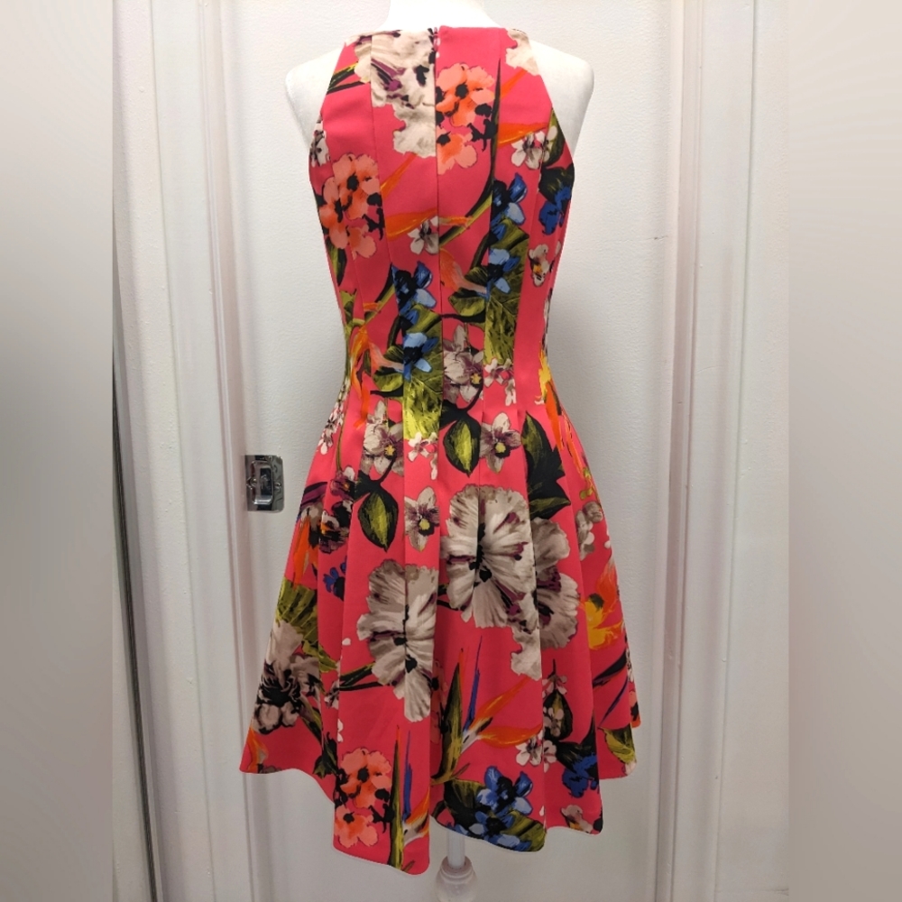 Vince Camuto Fit and Flare Floral Dress - Picture 3 of 8